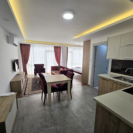 קיירניה Nurel Shark Residence מראה חיצוני תמונה