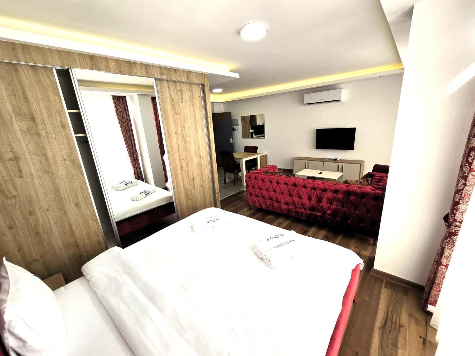 קיירניה Nurel Shark Residence מראה חיצוני תמונה
