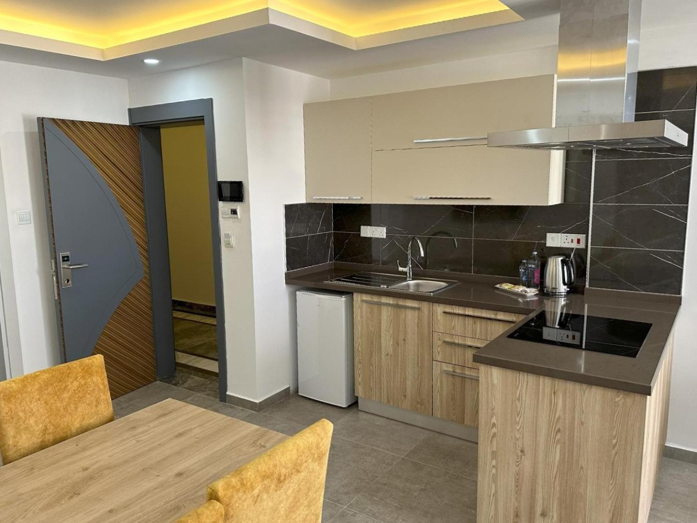 קיירניה Nurel Shark Residence מראה חיצוני תמונה